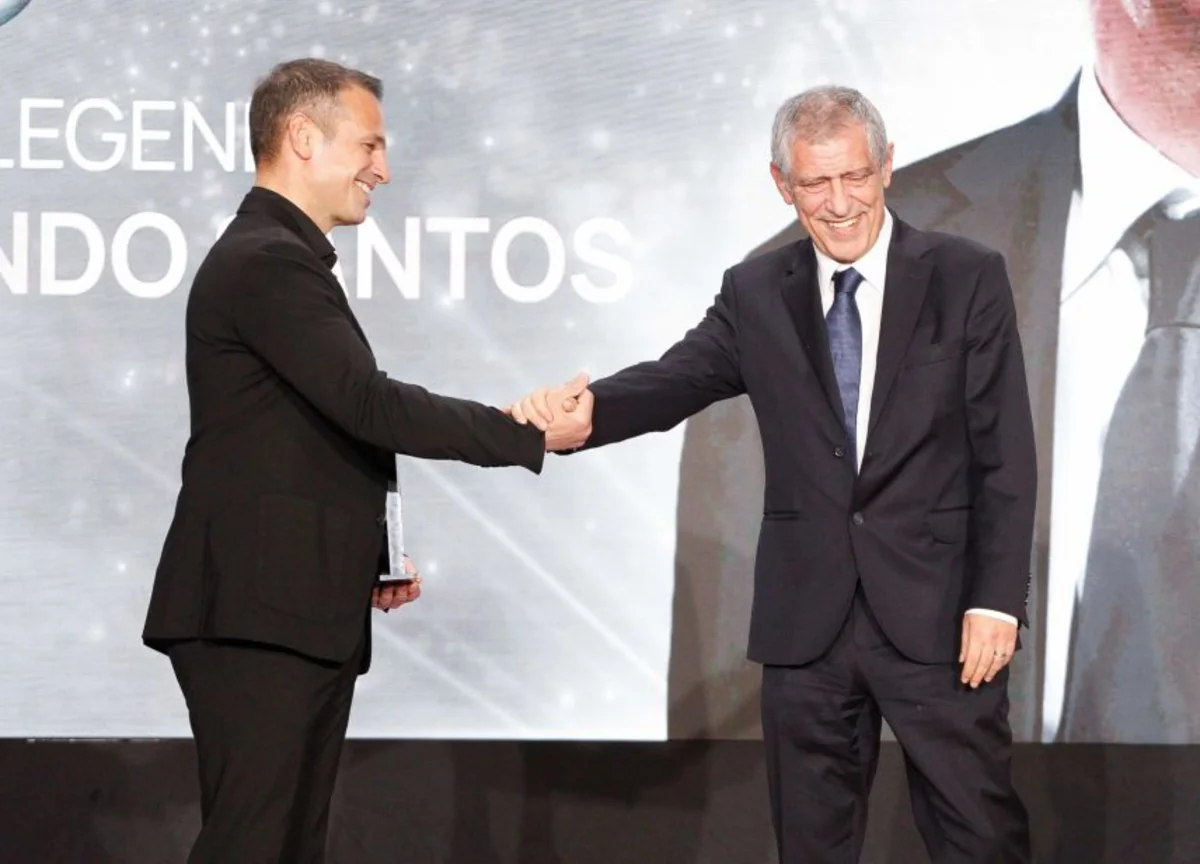 Fernandu Santuş Yunanıstanda xüsusi mükafata layiq görülüb