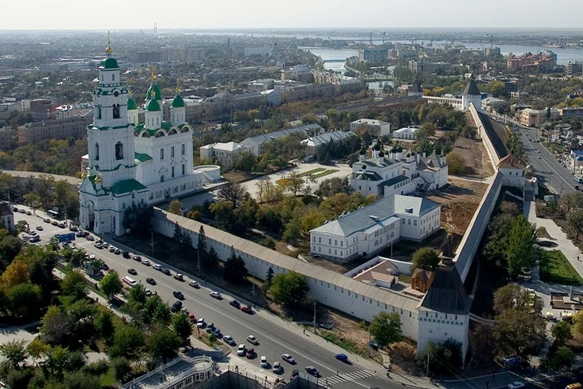 В Астрахани прошла первая встреча представителей оборонных ведомств прикаспийских стран
