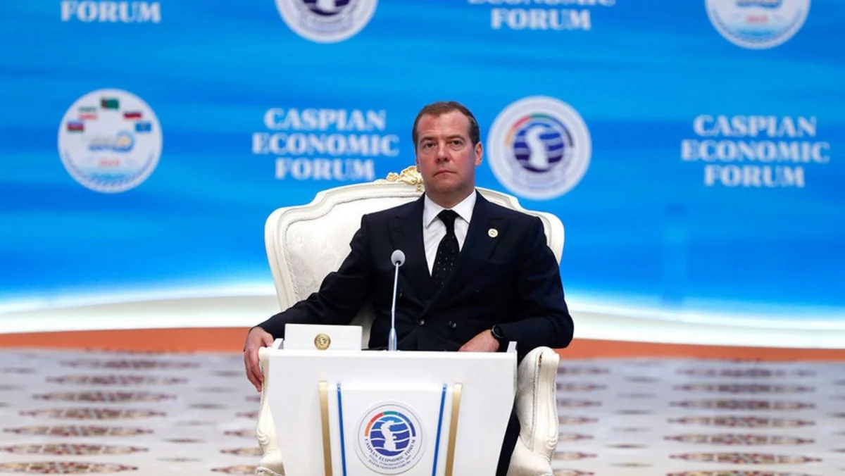 Rusiya hökumətinin başçısı II Xəzər İqtisadi Forumu ilə bağlı sərəncam imzalayıb
