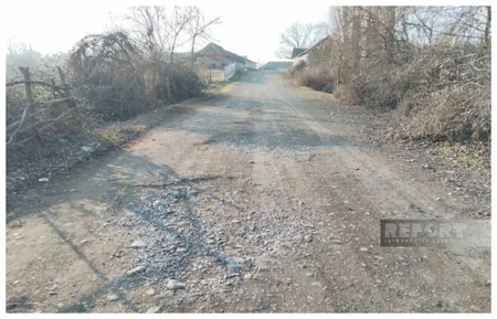 Oğuzda kənd yolu bərbad vəziyyətə düşüb