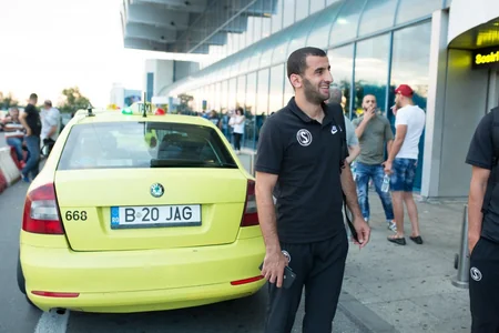 Səbail Avroliqada cavab oyunu üçün Rumıniyaya çatıb