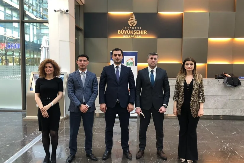 Açıq məkandakı reklamlara baxış sayını müəyyənləşdirən texnologiya tətbiq edilə bilər