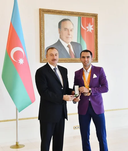 Prezident İlham Əliyev XV Yay Paralimpiya Oyunlarında iştirak etmiş idmançılarla görüşüb - YENİLƏNİB