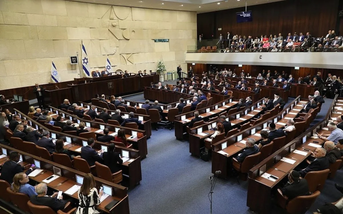 İsrail Knesseti özünü buraxmaq qərarına gəlib