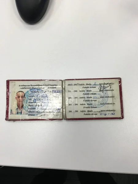 В автобусе ​BakuBus найдены документы на оружие и студенческий билет