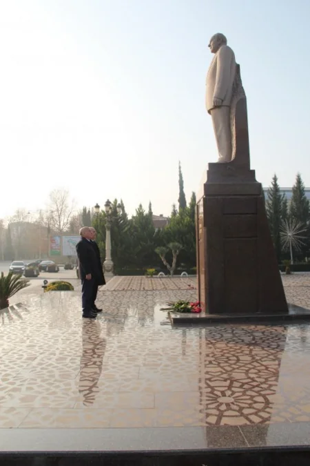 Mübariz Qurbanlı Yevlaxda vətəndaşları qəbul edib