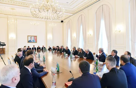 President Ilham Aliyev receives delegation of heads from EOC, international sports organizations and foreign NOCs