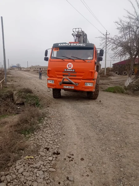 Salyanın qəsəbə və kəndlərində elektrik təsərrüfatı yenilənir