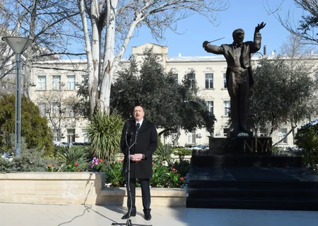 Prezident İlham Əliyev maestro Niyazinin Bakıda abidəsinin açılış mərasimində iştirak edib - YENİLƏNİB