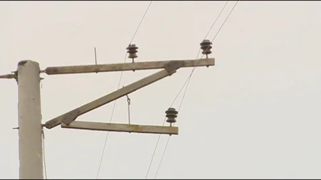Yevlax və Daşkəsəndə qohumlar 10 min manatlıq elektrik naqilləri oğurlayıb