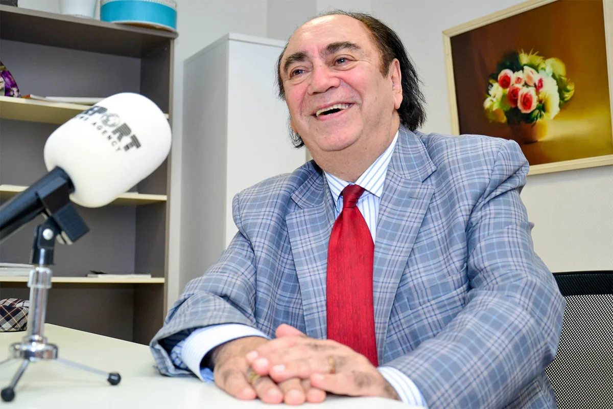 Xalq artisti Cavan Zeynallı: Uşaqlıqdan heç kimdən heç nə istəyə bilmirəm - MÜSAHİBƏ