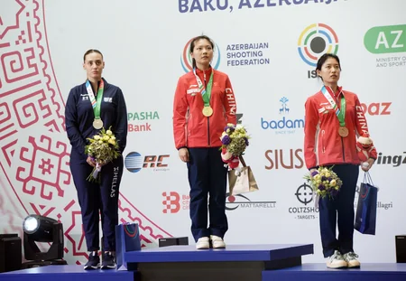 Bakıdakı dünya çempionatında medal və lisenziya əldə edən ilk qadın atıcılar bəlli olub
