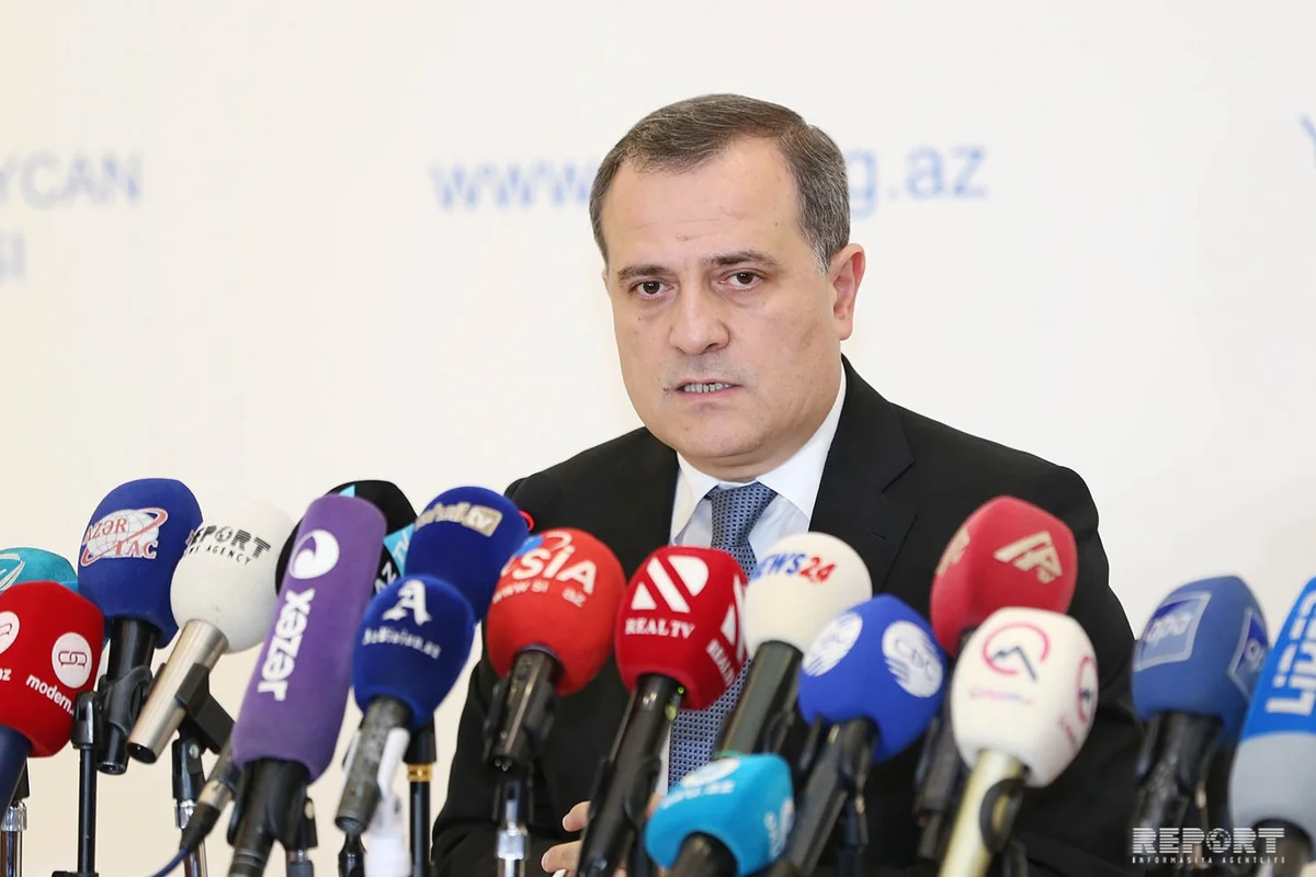 Nazir: Hazırlıq qruplarında təhsil alan oğlanların əsgərlikdən möhlət hüququ yoxdur
