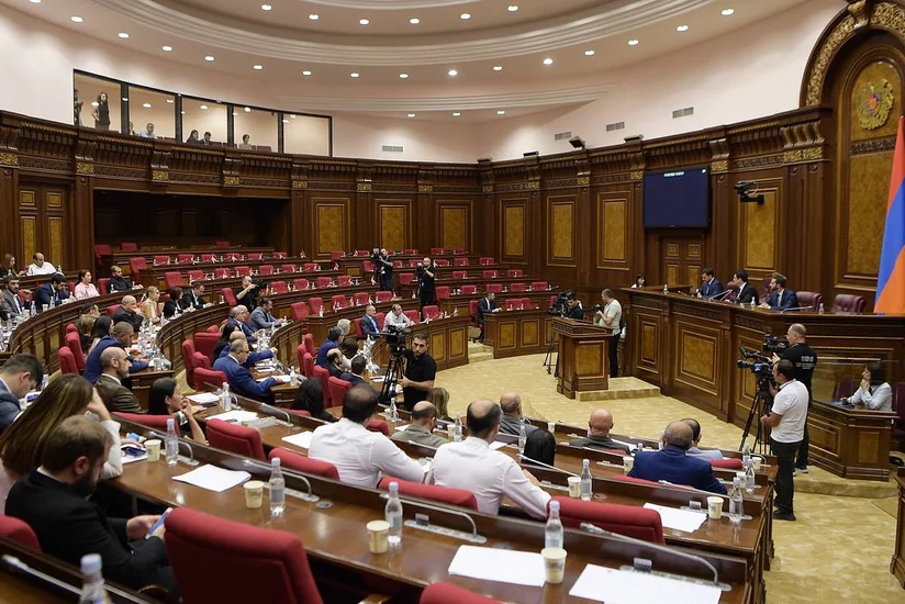 НС Армении обсудит инициативу внепарламентских сил о членстве страны в ЕС