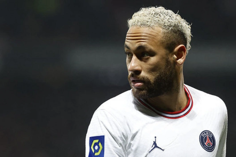 Neymar PSJ ilə bağlı qərarını açıqlayıb