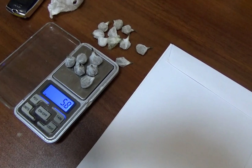 Xətaidə qanunsuz narkotik satışı ilə məşğul olan 11 nəfər saxlanılıb