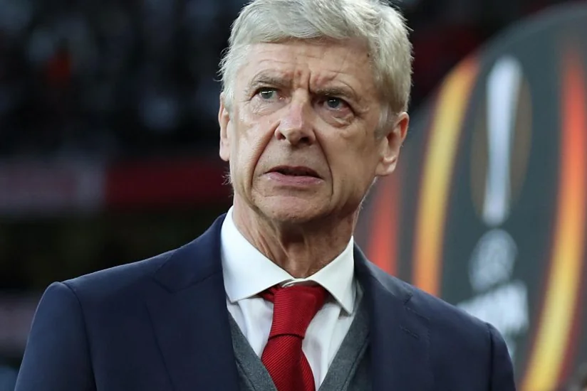 Arsen Venger baş məşqçi postuna qayıdır