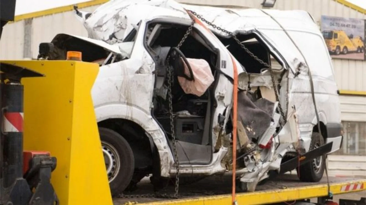 France minibus crash in Allier kills 12 from Portugal