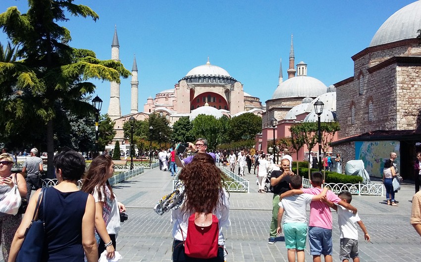Türkiyəyə gedən azərbaycanlıların sayı kəskin artıb