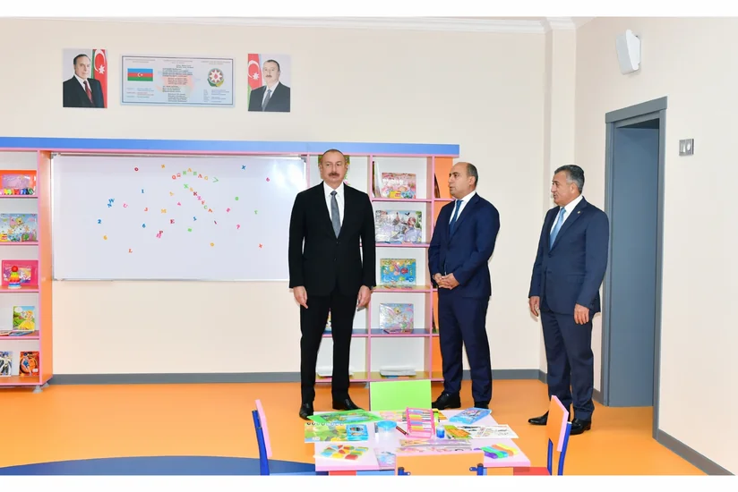 Prezident İlham Əliyev Xırdalan şəhər 11 nömrəli tam orta məktəbin yeni binasının açılışında iştirak edib - YENİLƏNİB