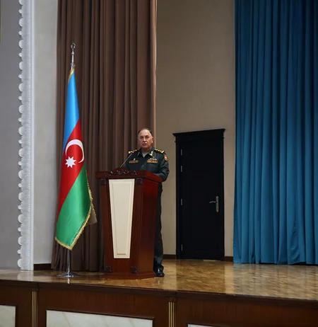 Azərbaycan Ordusunun Baş Qərargah rəisi Ali Hərbi Məktəbin şəxsi heyəti ilə görüşüb