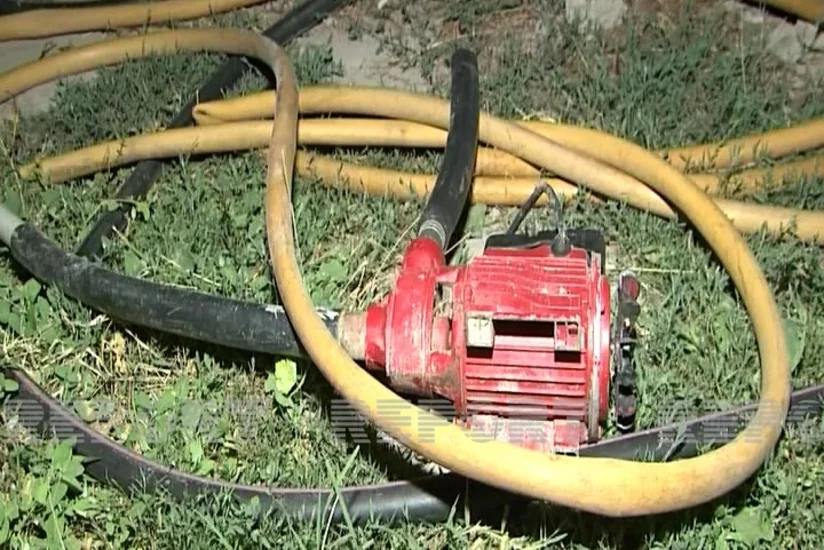 Ucarda kişini elektrik cərəyanı vurub