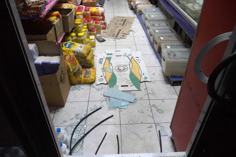 Qubada mağazadan oğurluq etmək istəyən şəxs iş başında yaxalandı