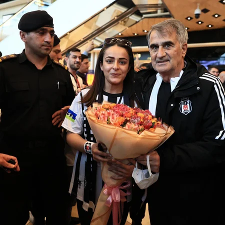 Beşiktaş üç futbolçusunu Bakıya gətirməyib