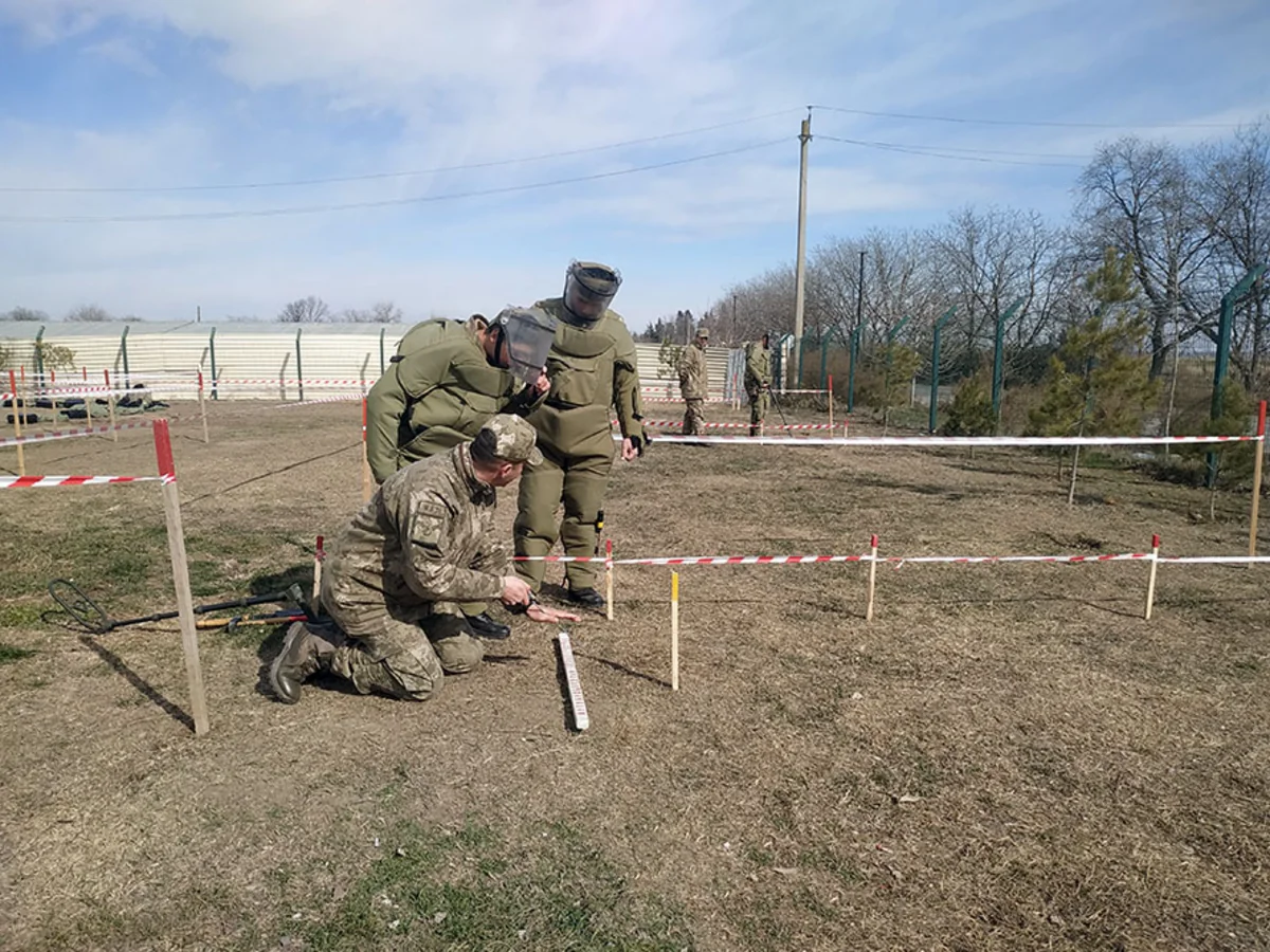 Azerbaijani and Turkish engineering units conduct combat training classes