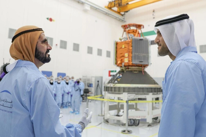 На орбиту выведен первый арабский спутник