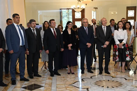 Azərbaycanla Rumıniya arasında diplomatik münasibətlərə həsr olunmuş tədbir və sərgi keçirilib