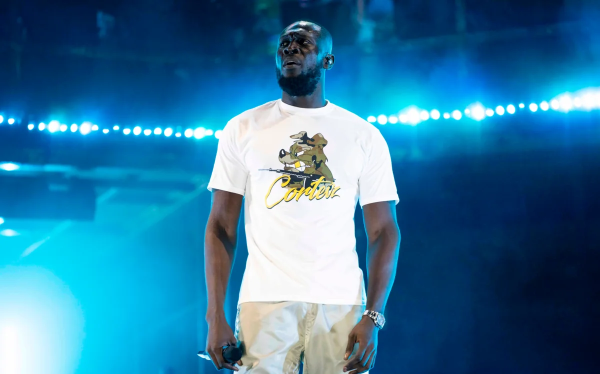 Звезду британского рэпа Stormzy лишили водительских прав