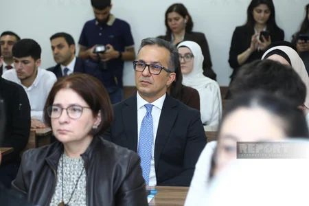 Bakıda cəmiyyətdə nümunəvi ailə modelinin təşviqi üçün gənclərin məsuliyyətinin artırılması müzakirə olunub