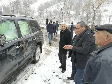 Azərbaycanda sabiq deputat qəzaya düşüb - FOTO