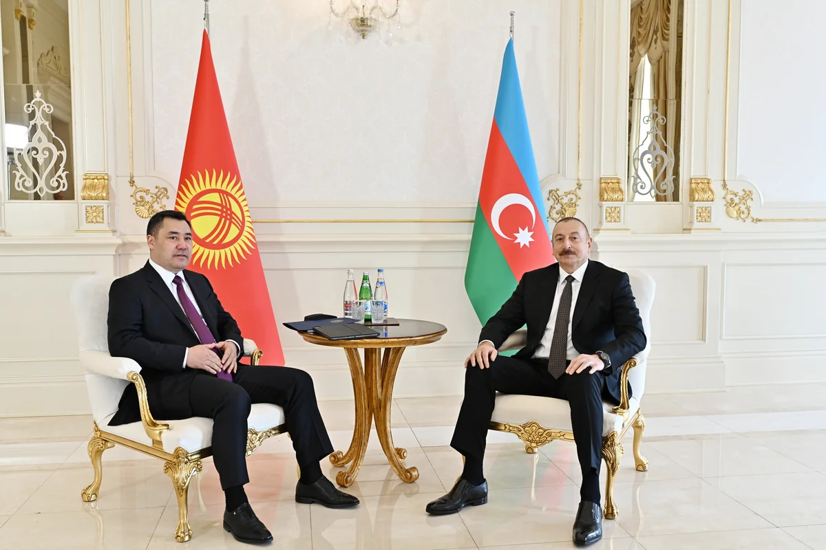 Azerbaijani and Kyrgyz Presidents hold one-on-one meeting