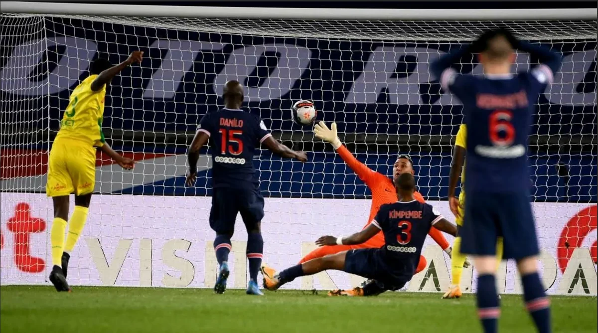 ПСЖ сенсационно проиграл аутсайдеру