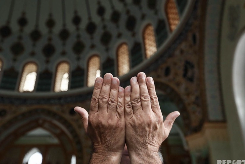 QMİ: İnsanlar məscidlərə yalnız namaz vaxtı buraxılacaqlar
