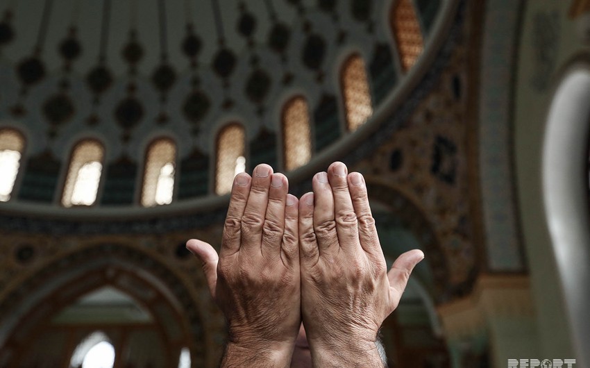 QMİ: İnsanlar məscidlərə yalnız namaz vaxtı buraxılacaqlar