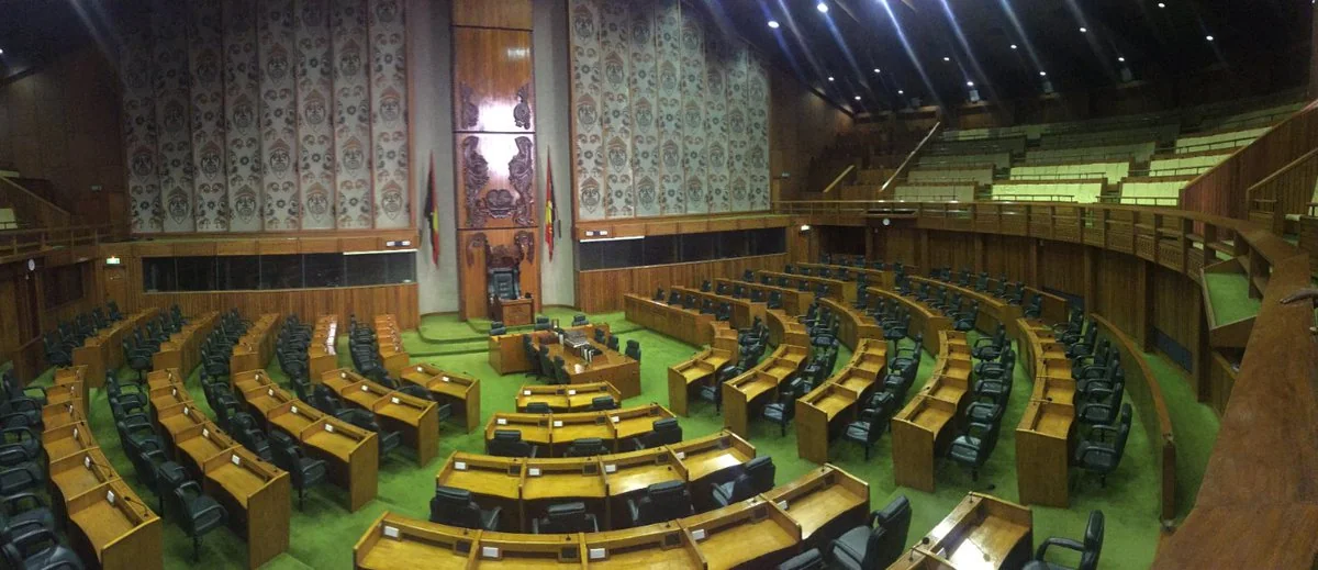 Парламент Папуа - Новой Гвинеи приостановил работу
