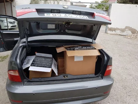 Azərbaycana qaçaqmalçılıq yolu ilə gətirilmiş 50 min ədəd siqaretin realizəsinin qarşısı alınıb