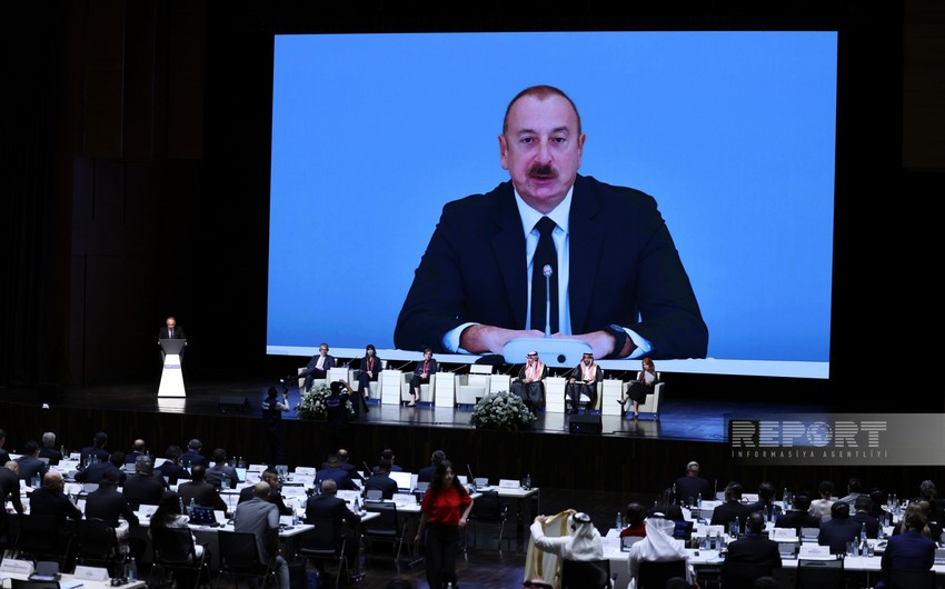 President Ilham Aliyev addresses participants of 6th plenary session of GlobE Network