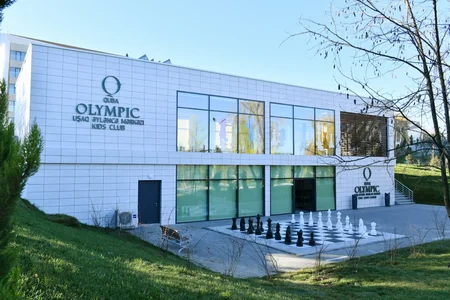 Prezident Quba Olimpiya İdman Kompleksində yenidənqurmadan sonra yaradılan şəraitlə tanış olub