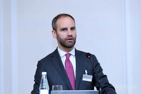 Moody's: Azərbaycan valyuta ehtiyatlarını qorumaq üçün ABB-nin öhdəliklərinin restruktizasiyası yolunu seçib