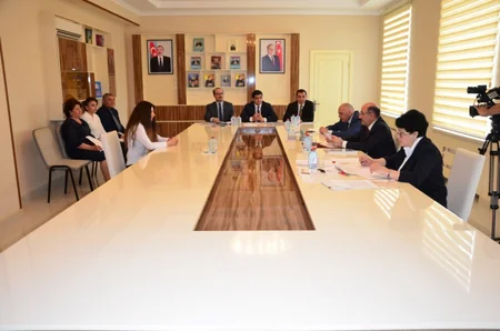 Əbülfəs Qarayev Lənkəranda vətəndaşlarla görüşüb