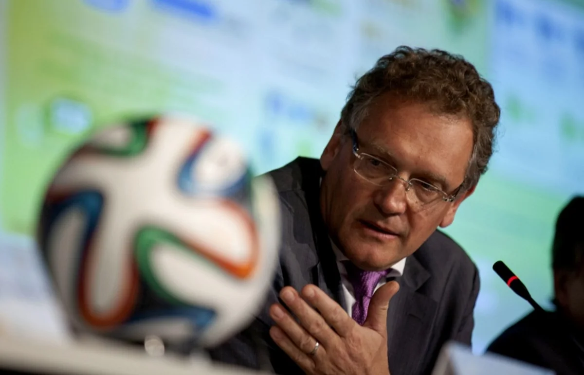 ​FİFA-nın baş katibi vəzifəsindən azad edilib