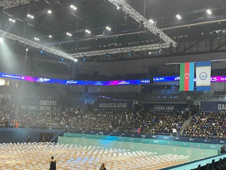 BDU-nun “Məzun günü” keçirilib