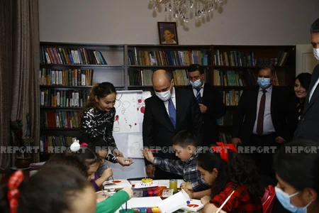 Emin Əmrullayevin Gürcüstana səfəri başlayıb