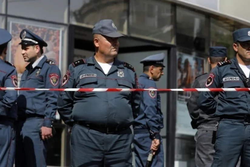 Robert Koçaryanın ofisində axtarış aparılıb