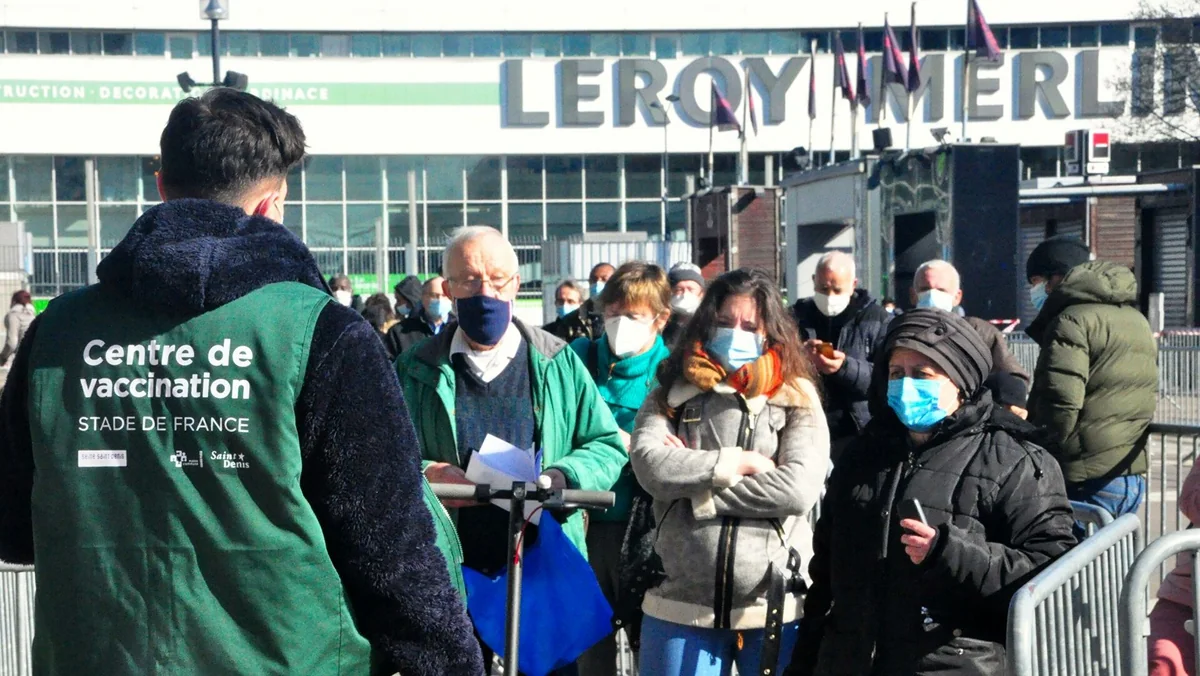 Almost third of EU population receives first dose of COVID vaccine
