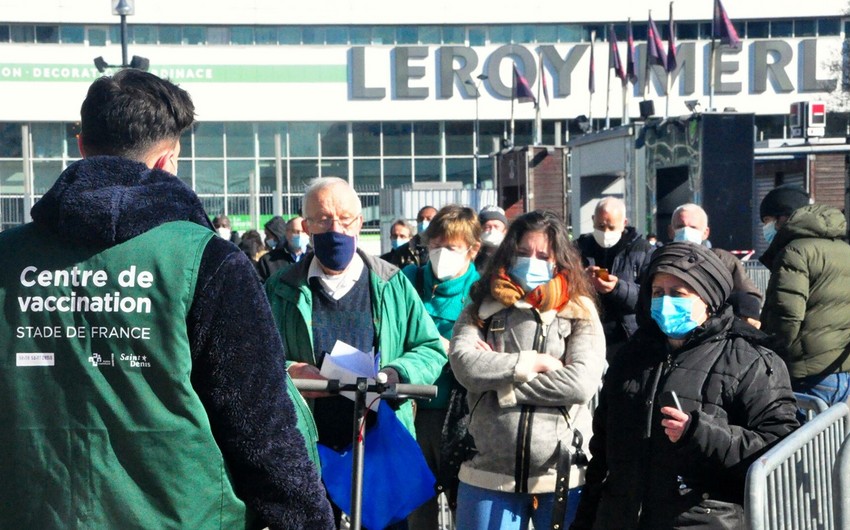 Aİ əhalisinin üçdə birindən çoxuna koronavirus peyvəndinin birinci dozası vurulub